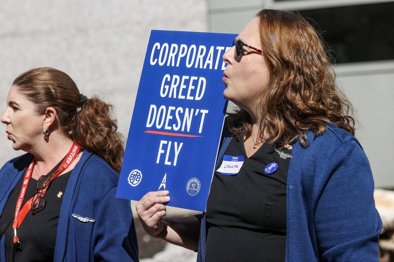 US Flight attendants take a stand, spark protests at major airports