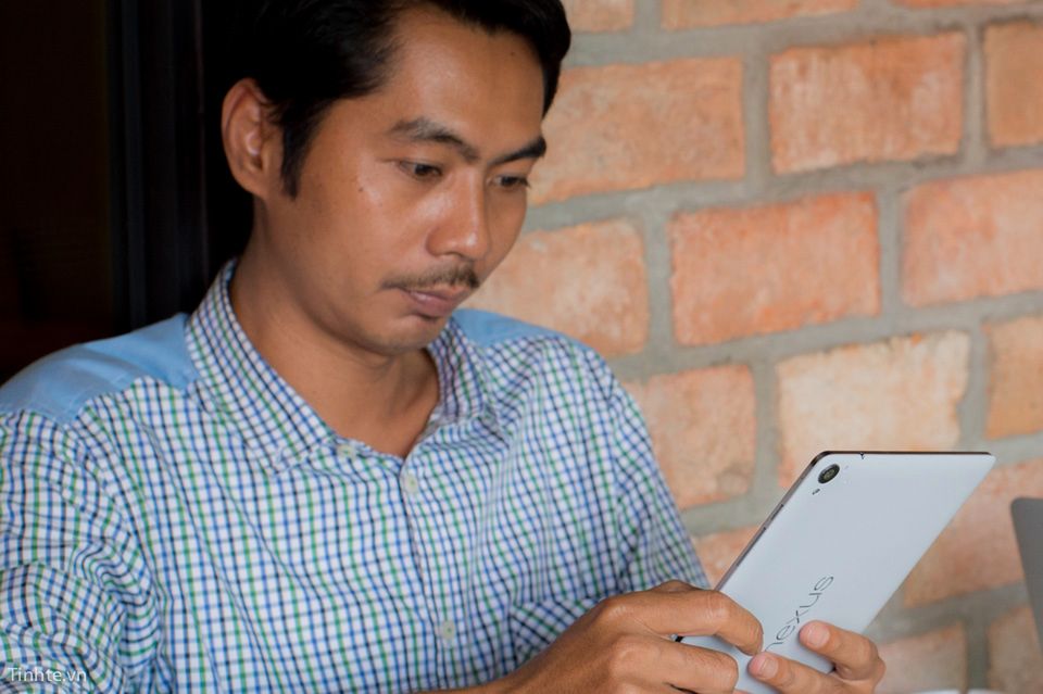 Wreszcie ładny Nexus. Widać rękę projektantów HTC 24