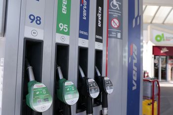 Ceny paliw. Diesel goni benzynę. Ile kosztuje tankowanie?