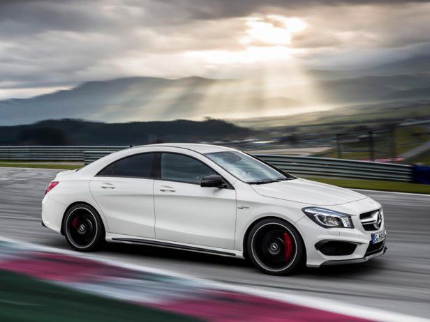 Mercedes-Benz CLA 45 AMG na pierwszych oficjalnych zdjęciach