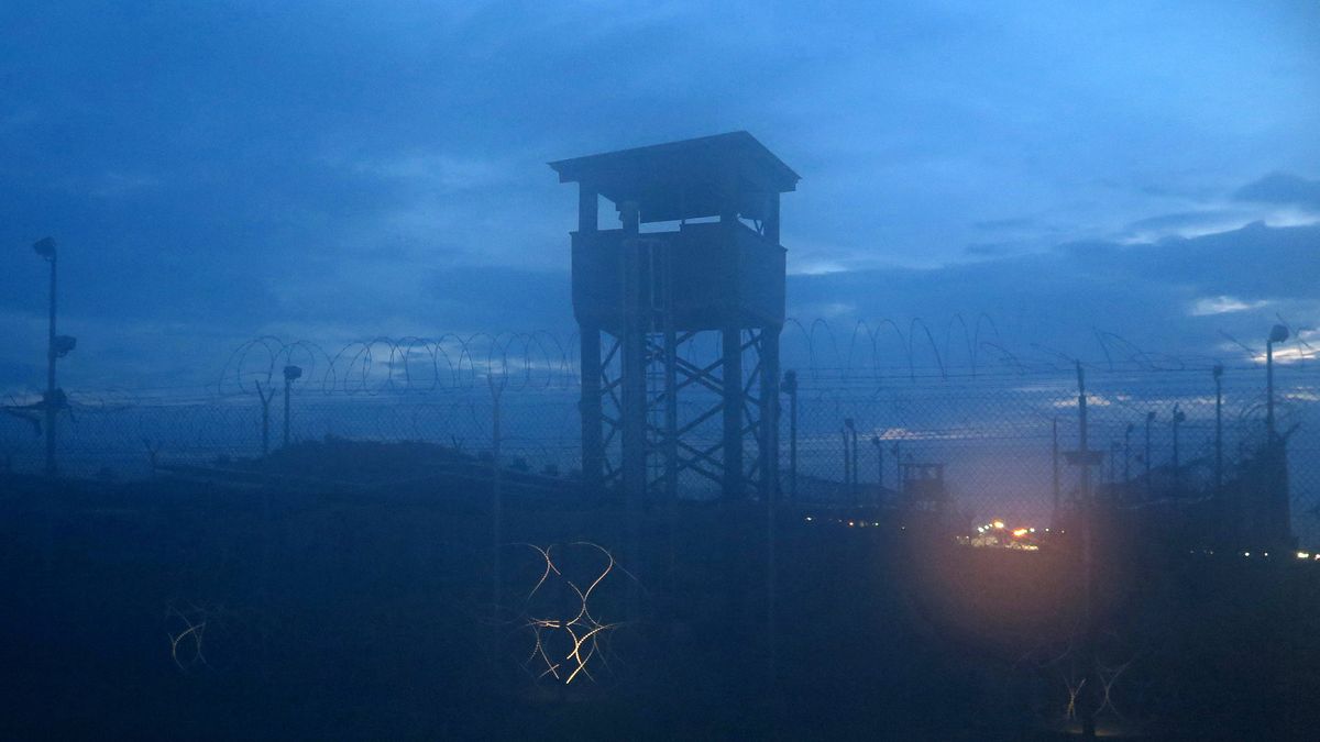 Z lotniska wprost do Guantanamo? Brytyjczyk obawia się lotu do USA