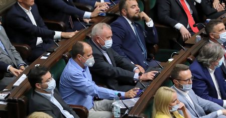 Paweł Kukiz zabrał głos. "Ani słowem nie rozmawiałem z PiS"