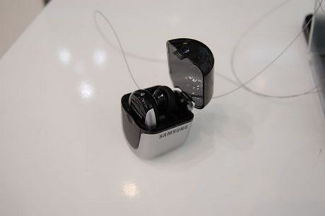 Samsung WEP500 Bluetooth - małe jest piękne 3