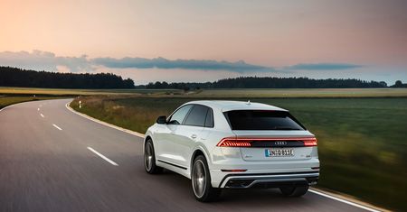 Audi uzupełnia gamę i wprowadza Q8 jako hybrydę plug-in