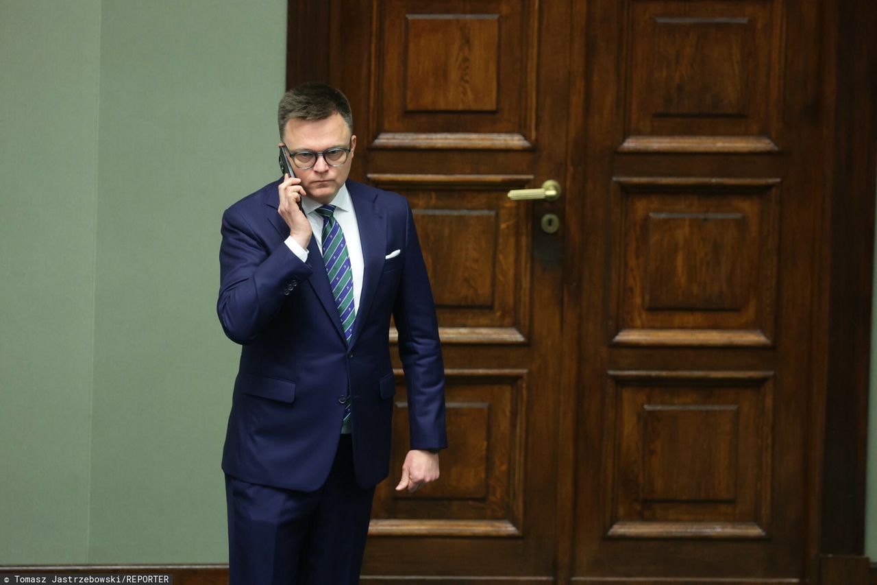 PiS chce zmian. Hołownia: to kosztuje 100 mld zł