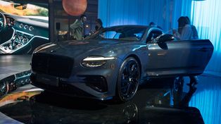 Bentley pokazał specjalną kolekcję. Trzy samochody hołdują wielkiemu Polakowi. Widziałem Nicolaus Copernicus Collection