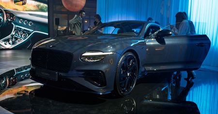 Bentley pokazał specjalną kolekcję. Trzy samochody hołdują wielkiemu Polakowi. Widziałem Nicolaus Copernicus Collection