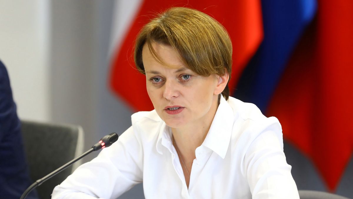 Jadwiga Emilewicz zapowiada wsparcie dla biur turystycznych.