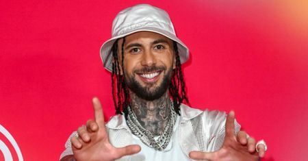 Malik Montana świętuje Dzień Ojca, publikując zdjęcie z SYNAMI I CÓRKĄ! Fani w szoku: "Od kiedy on ma dzieci?"