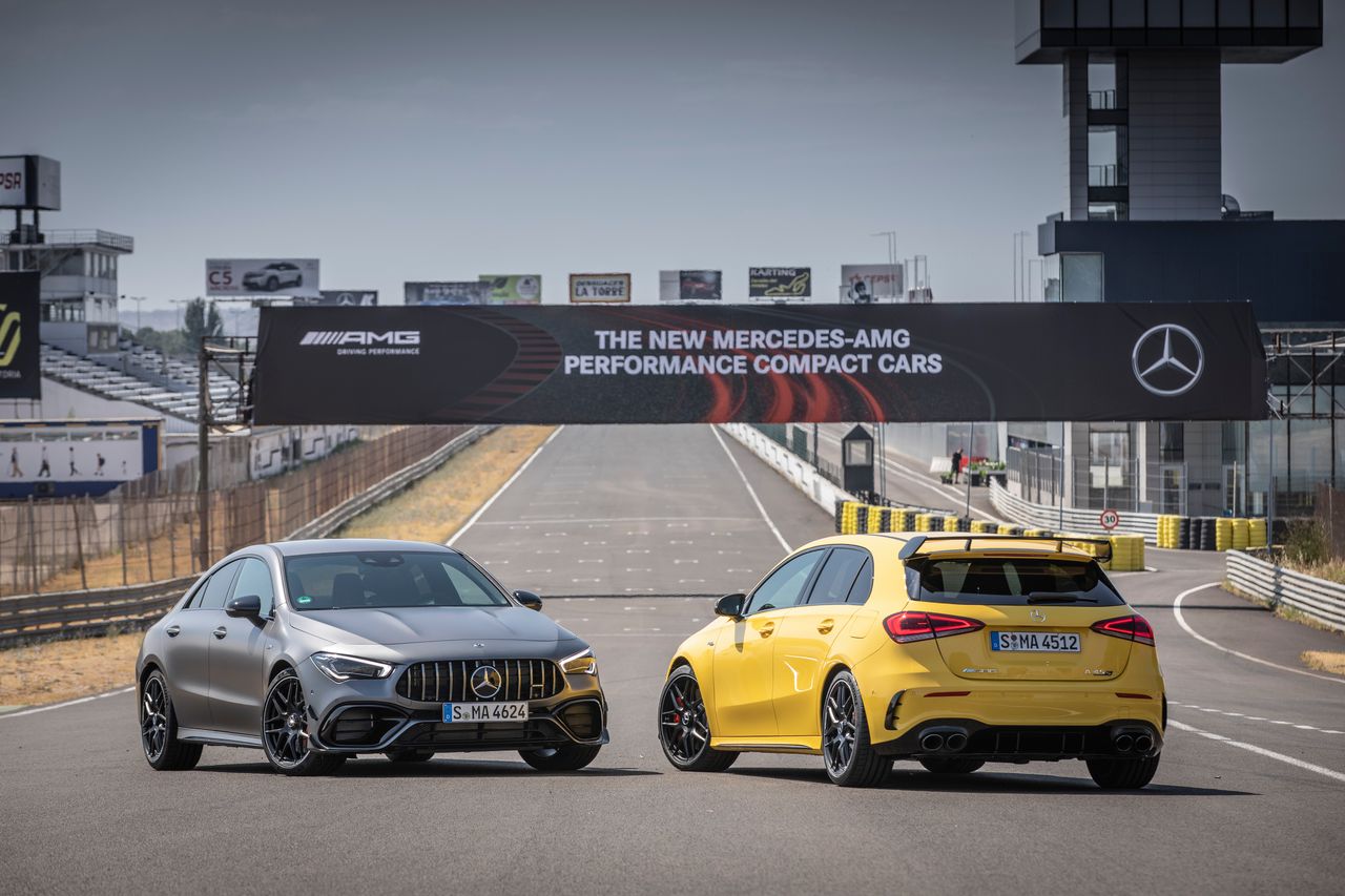 Piękna bestia. Nowy Mercedes AMG A45 to pogromca supersamochodów