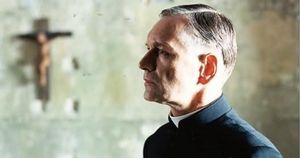 Andrzej Seweryn w filmie "Prymas. Trzy lata z tysiąca"