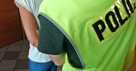 Mąż chciał się wyprowadzić. Żona wbiła mu nóż w brzuch
