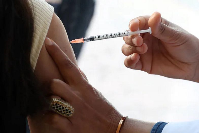 Trzecia dawka szczepionki. Nowe informacje