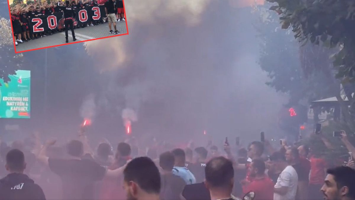 Kibice Albanii przed meczem z Polską