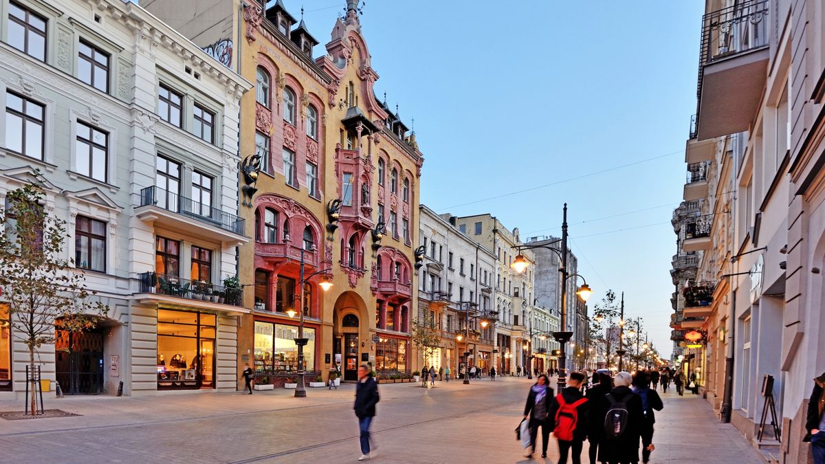 33-latek, który podpalił w Łodzi bezdomnego stanie przed sądem