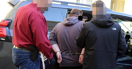 Warszawa. Fałszywa zbiórka na pomoc rodzinie. Oszust zebrał dużą kwotę pieniędzy