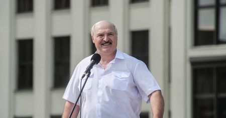 Białoruś. Trwają protesty. Helikopter nad siedzibą Aleksandra Łukaszenki