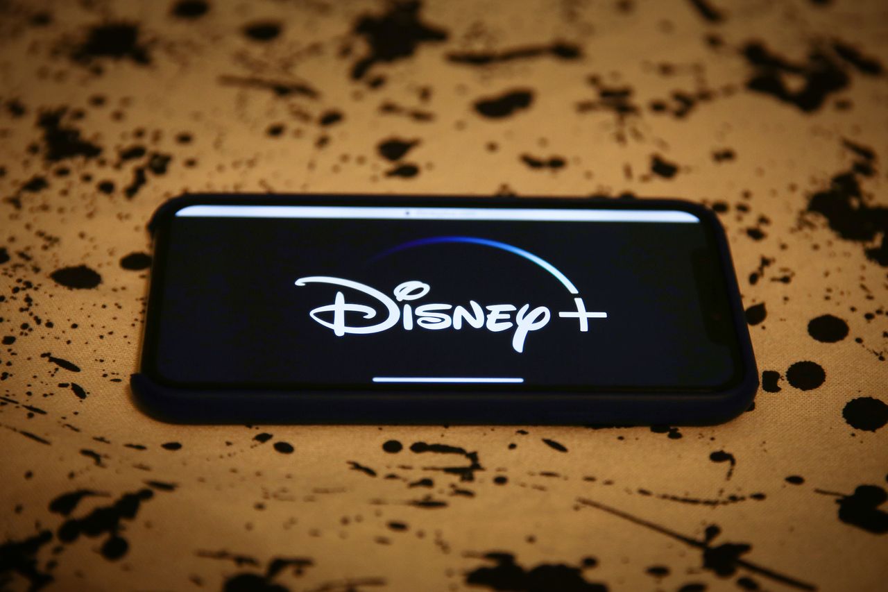 Disney odcina się od Facebooka. Największy reklamodawca nie chce zarabiać na hejcie