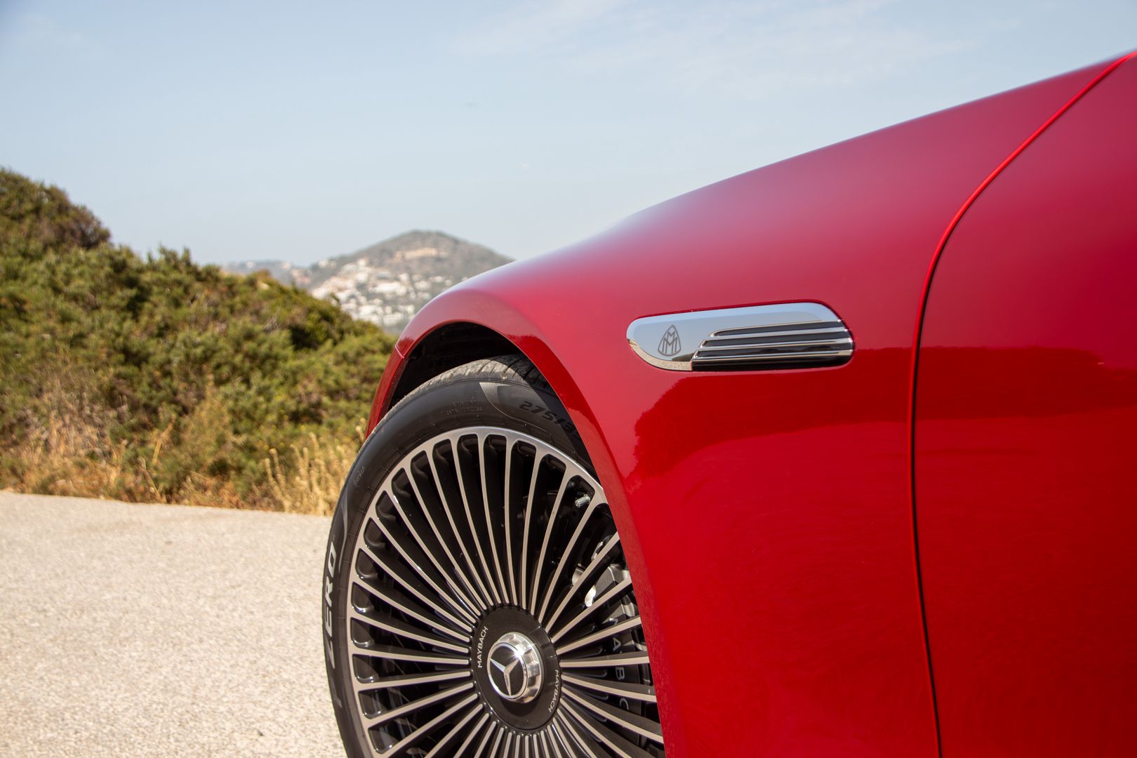 Mercedes-Maybach SL 680