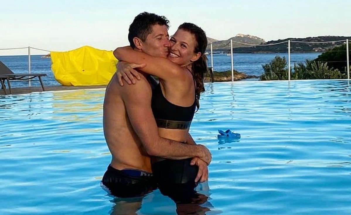 Anna Lewandowska chwali się osiągnięciami męża.