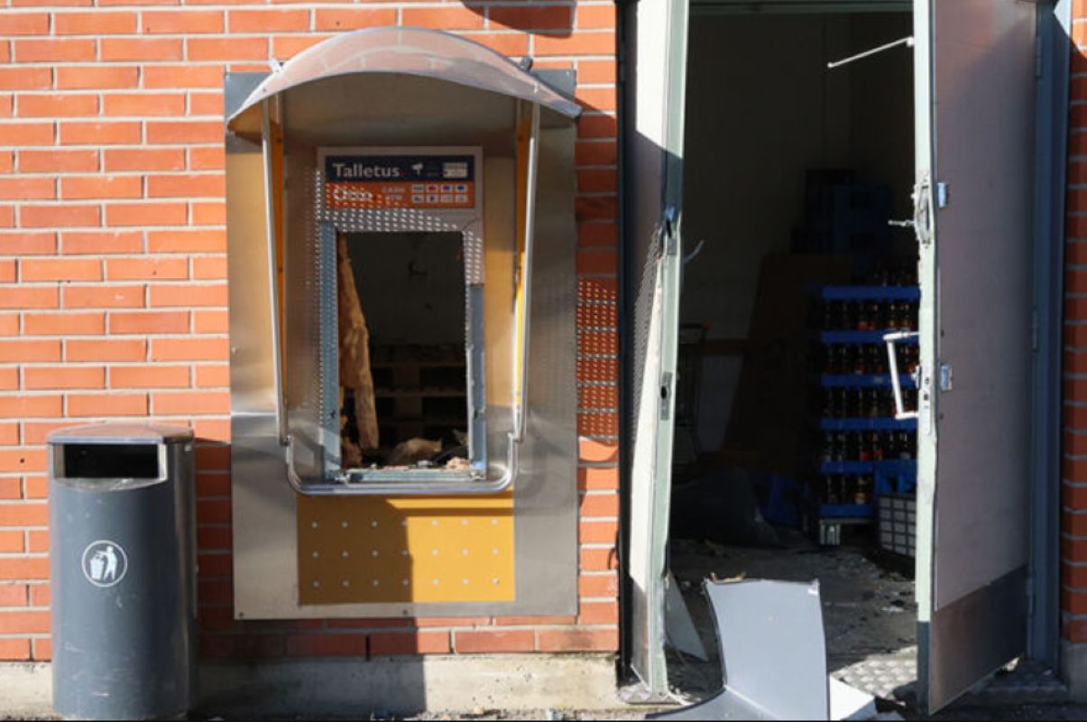 Wysadzali bankomaty i kradli pieniądze. Finowie podejrzewają Polaków