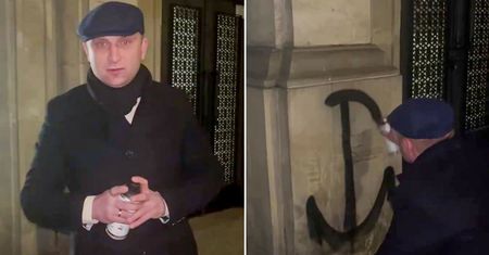 Bąkiewicz uniewinniony ws. graffiti na zabytku. Jest uzasadnienie