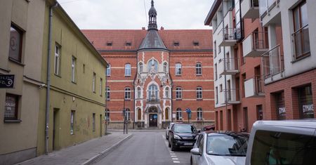 Opór wobec opłat za wjazd do Krakowa. Dewastują znaki