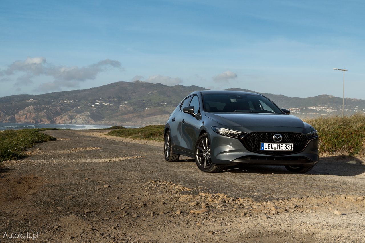 Nowa Mazda 3 zagląda do klasy premium nie tylko ceną