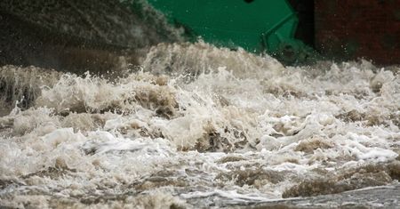Zagrożenie na Odrze. Zalane mogą być dwie wsie