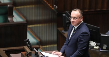 Co z kontraktami armii? Są pierwsze zapowiedzi