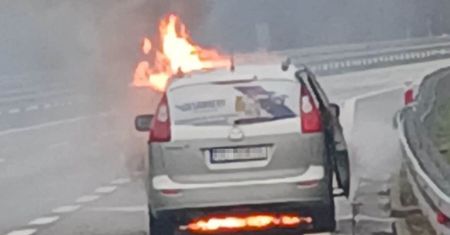 Pan Marian jechał z rodziną. Taksówka zapłonęła. "Straty są ogromne"