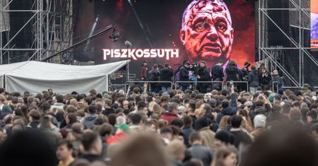 Węgrzy wyszli na ulice. Gigantyczne wydarzenie w Budapeszcie