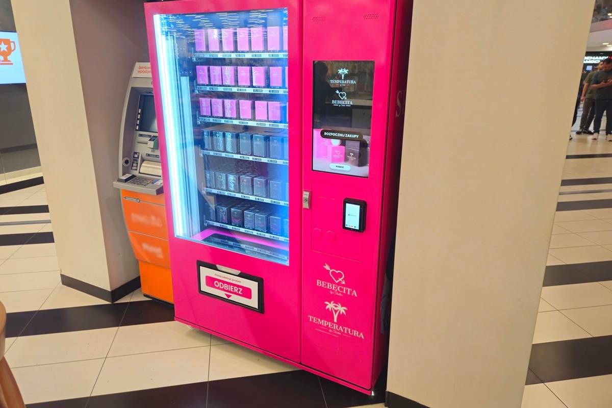 Automat z perfumami Skolima w galerii VIVO! Lublin
