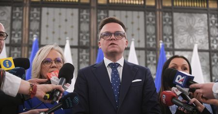 "Zakaz wstępu do Sejmu". Hołownia chce dalszych konsekwencji wobec Brauna