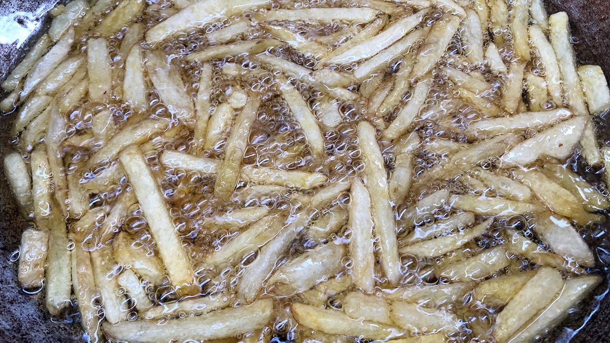 Olej kokosowy nierafinowany nie nadaje się do smażenia