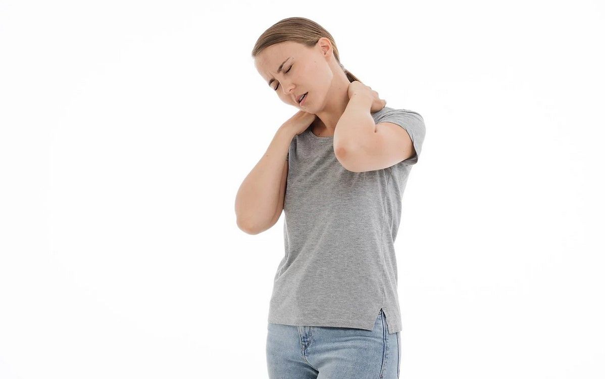 Dyskopatia szyjna – przyczyny, objawy, leczenie