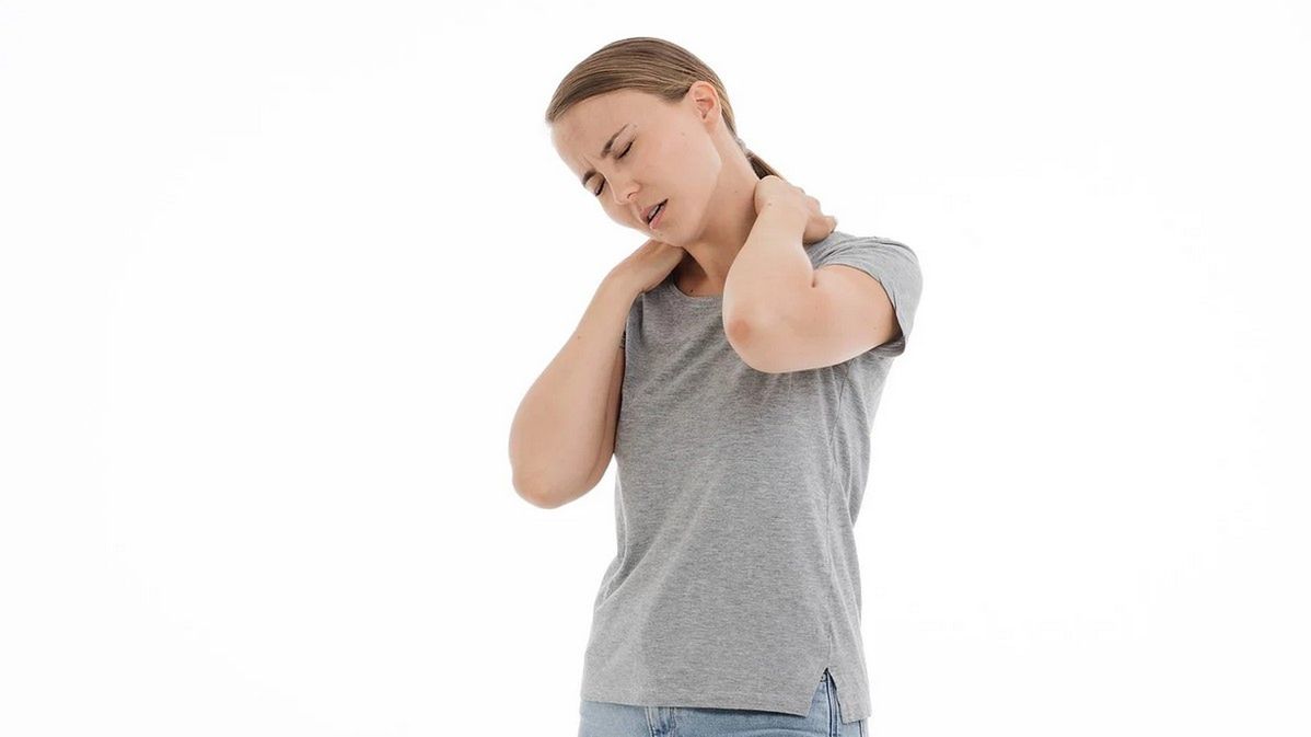 Dyskopatia szyjna – przyczyny, objawy, leczenie