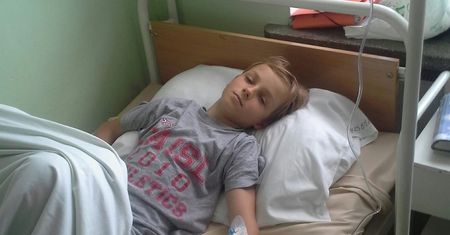 W święta często dajemy dzieciom do jedzenia. Później SOR-y pękają w szwach