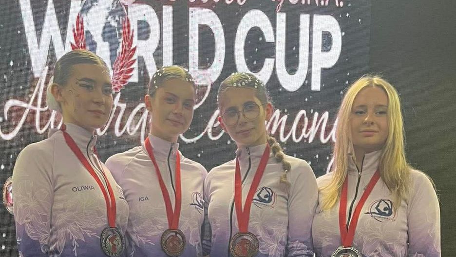 Legnickie akrobatki powietrzne (Mat. prasowy)