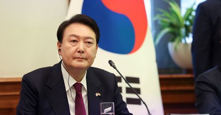 Sprzedają nam czołgi i atom. Korea ma jednak poważne problemy