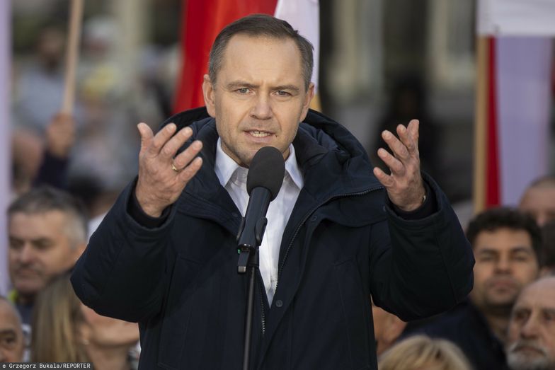 Karol Nawrocki w Rzeszowie
08.05.2025. Rzeszow. Spotkanie otwarte kadydata na Prezydenta Prawa i Sprawiedliwosci Karola Nawrockiego z mieszkancami Rzeszowa. N/z Karol Nawrocki.                                                Fot. Grzegorz Bukala/REPORTER
Fot. Grzegorz Buka?a/REPORTER