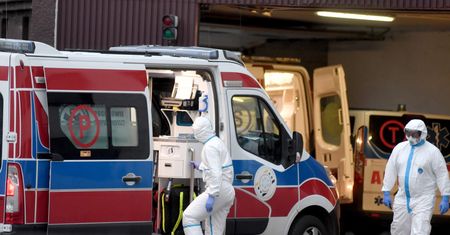 Koronawrius w Polsce. Wykonujemy mniej testów niż moglibyśmy