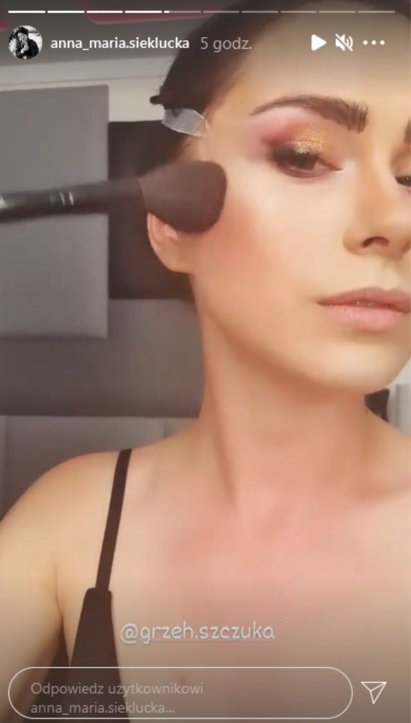Anna-Maria Sieklucka relacjonuje metamorfozę w sieci