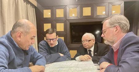 Jarosław Kaczyński i Mateusz Morawiecki są już w Kijowie. Spotkają się z prezydentem Ukrainy