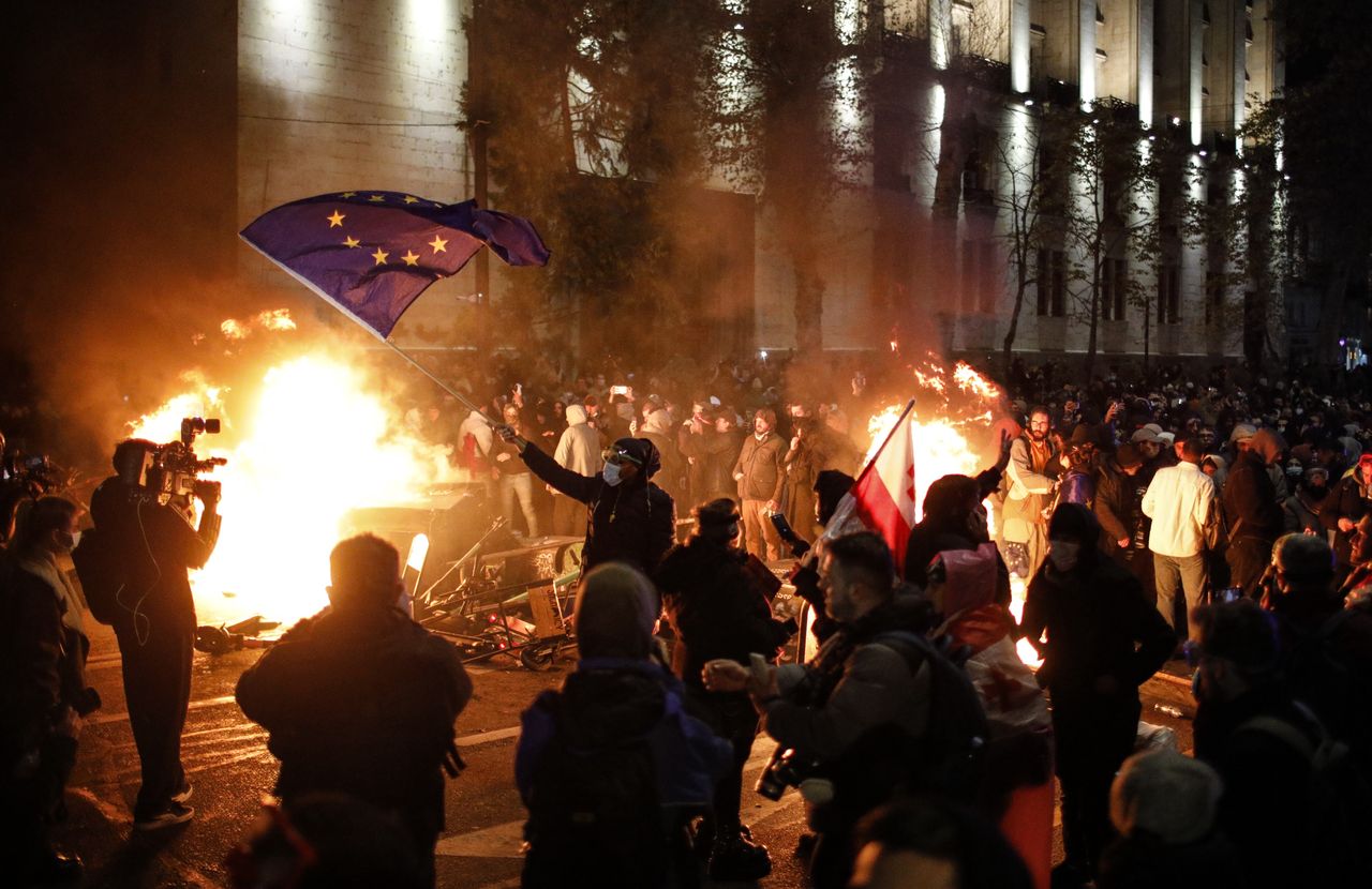 The police brutally dispersed opposition protests in Tbilisi.