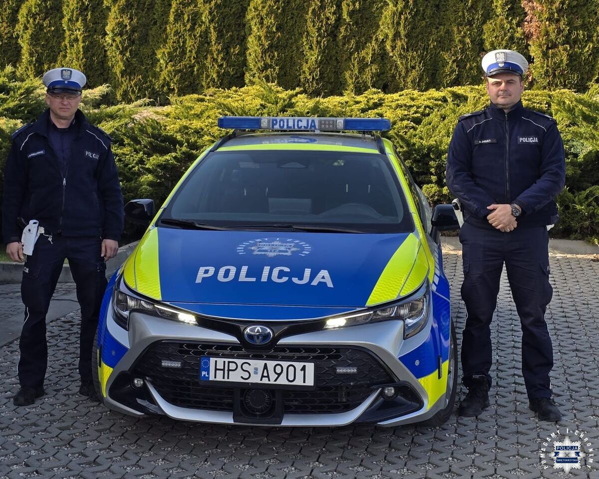 Policjanci pomogli 63-latkowi, który zasłabł na ulicy w Busku-Zdroju