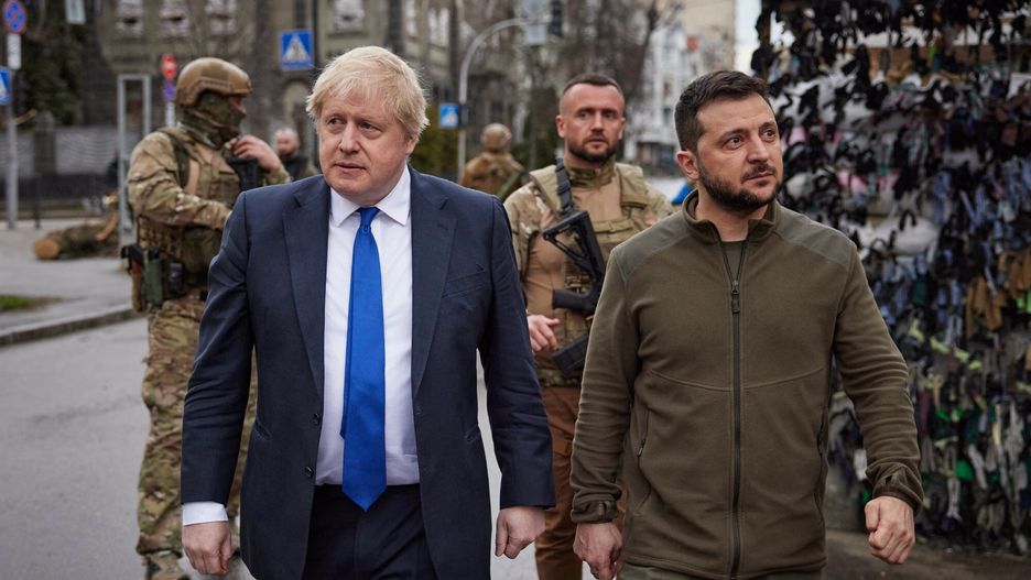 Wizyta Borisa Johnsona w KijowieHandout photo made available by Ukrainian presidency shows British Prime Minister Boris Johnson and Ukrainian President Volodymyr Zelenskyy take a walk after their meeting in Kyiv, Ukraine on April 09, 2022. Johnson used the meeting to discuss giving more defensive aid to Ukraine, confirming the UK would send 120 armoured vehicles and anti-ship missile systems to Kyiv. The prime minister also confirmed the UK would guarantee a further ?L 500 million in World Bank lending to Ukraine, subject to parliamentary approval. Photo by Ukrainian Presidency via ABACAPRESS.COMABACA