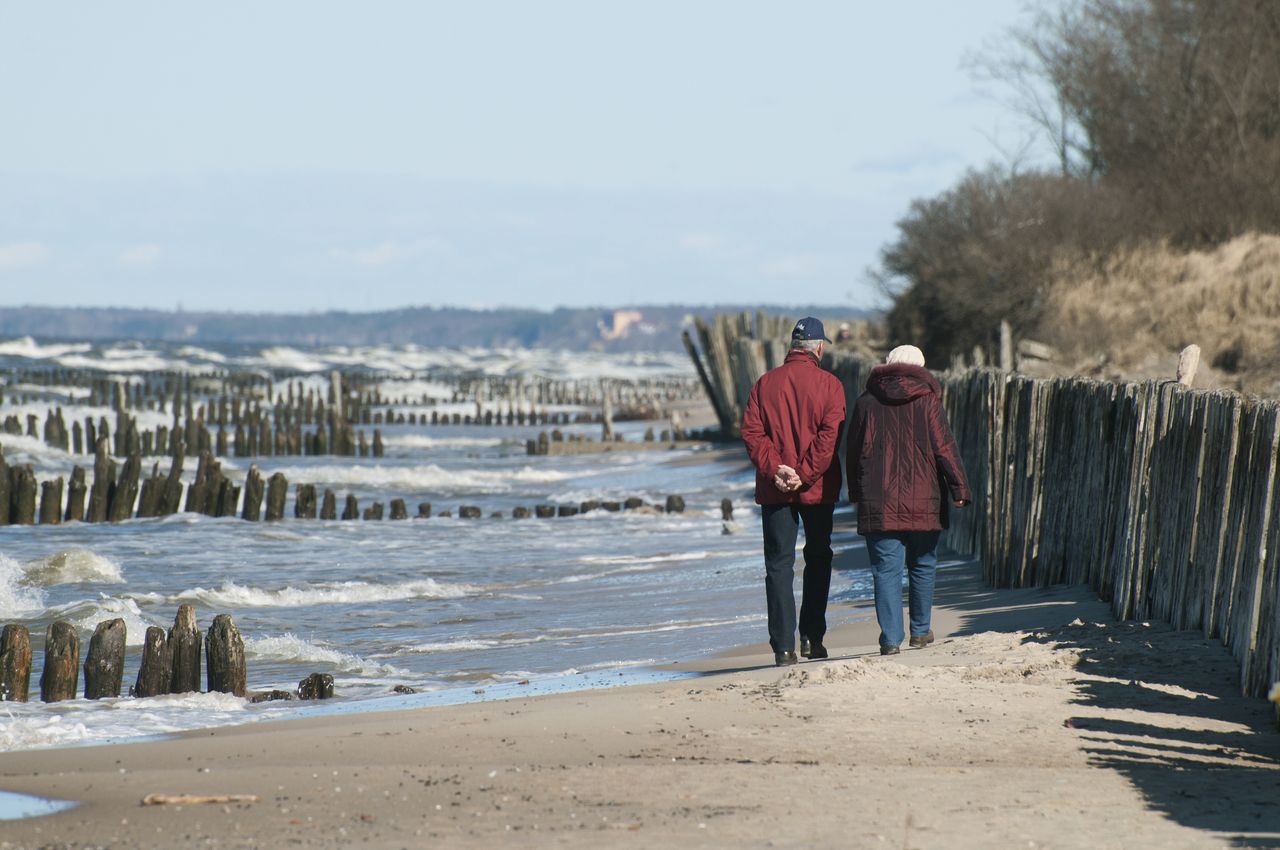 Zostawiła na plaży różaniec i ubrania. Poszukiwania na Bałtyku