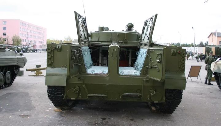 Tył BMP-3