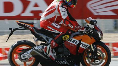 hamowanie-honda-cbr1000r